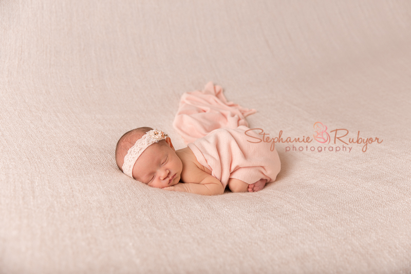 stephanie rubyor photography, newborn photographer, newborn, baby pictures, Sammamish, Seattle, Woodinville