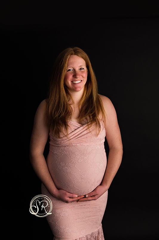 photographer for baby, baby pics, maternity photos with family, pregnancy photos, best maternity photos, seattle eastside maternity photographer, studio maternity, maternity photo packages, top portrait photographers