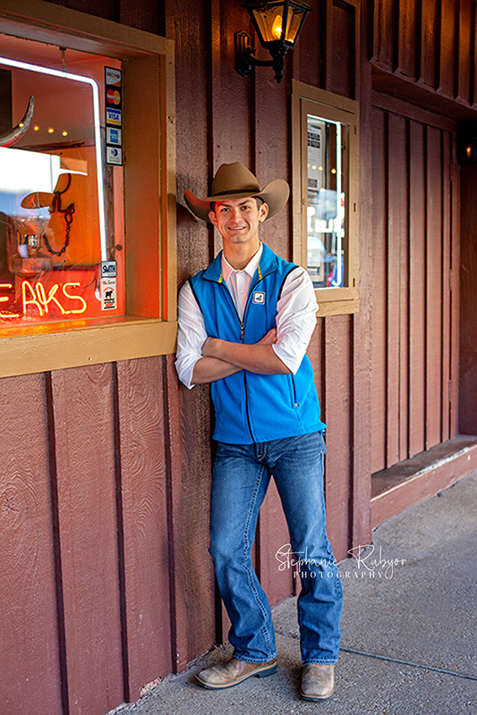 Stephanie Rubyor Photography captures seniors for their pictures at the Stockyards in Fort Worth, Texas. 
