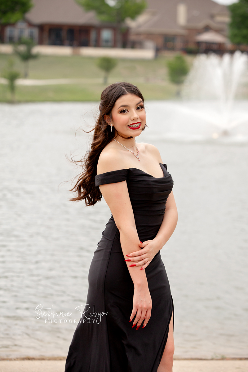 High school prom photo session at a lake in Fort Worth Texas. 