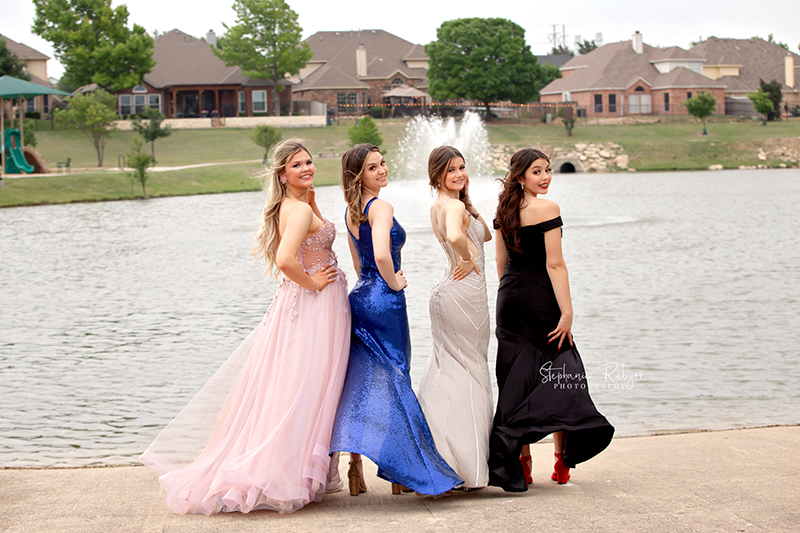 High school prom photo session at a lake in Fort Worth Texas. 