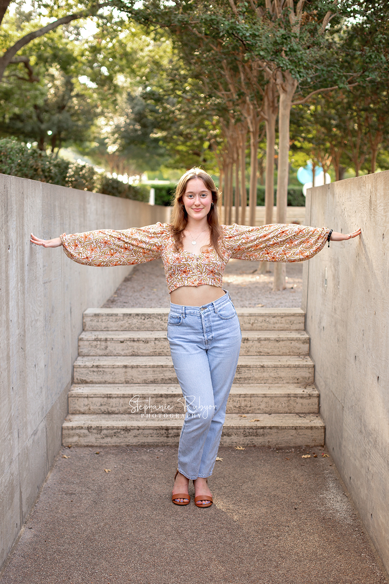 High school senior girl posing for pictures at Kimball Art Museum in downtown Fort Worth, Texas. 
