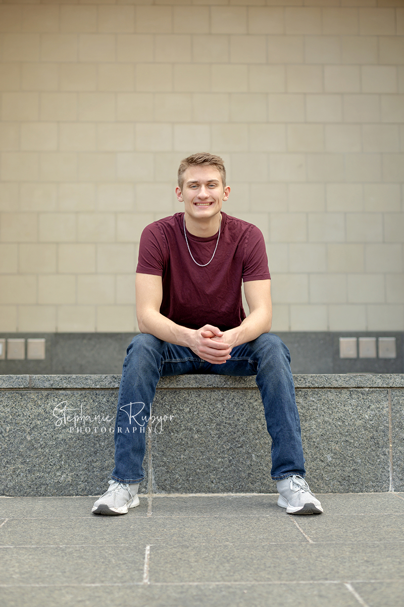 Senior photo session at Sundance Square in Fort Worth. 