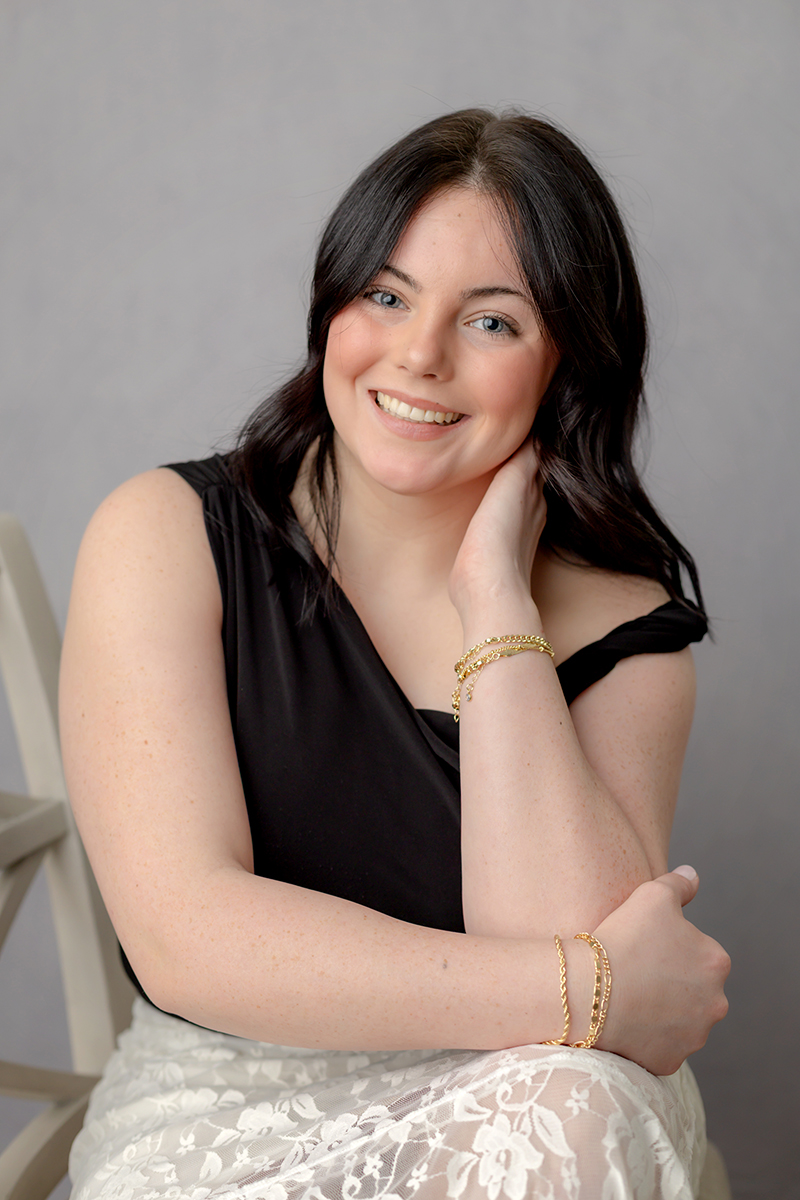 Headshot session for a high school graduate going into cosmetology in Saginaw, Texas.